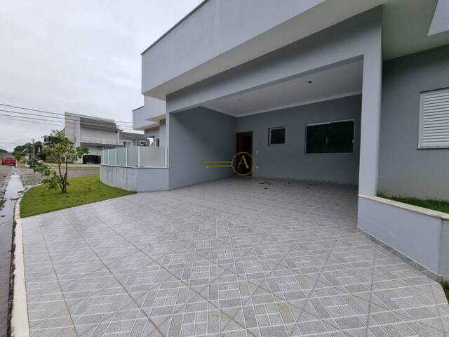 #172 - Casa em condomínio para Venda em Peruíbe - SP