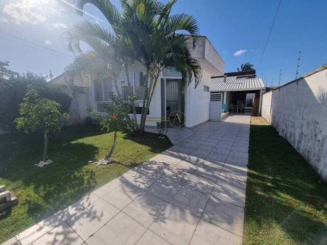 Casa para Venda em Peruíbe - 2