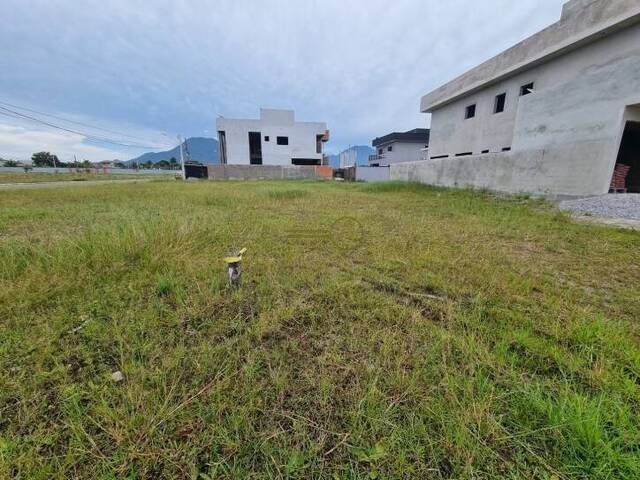#107 - Terreno em condomínio para Venda em Peruíbe - SP