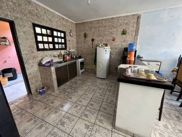 Apartamento para Venda em Peruíbe - 5