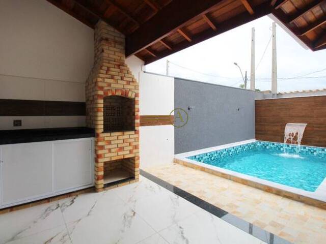 Casa para Venda em Peruíbe - 3