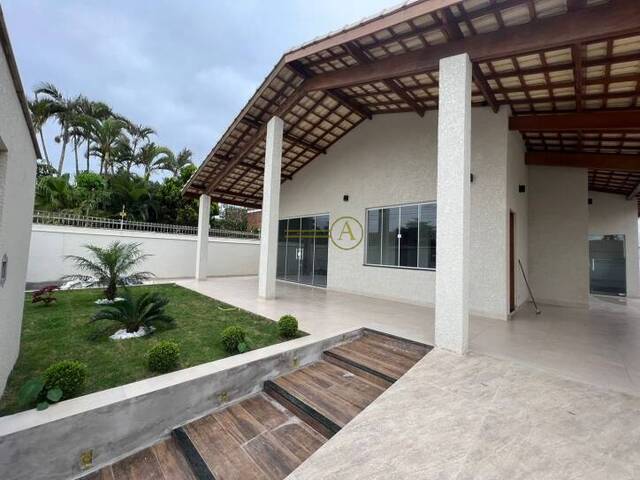 Casa para Venda em Peruíbe - 4