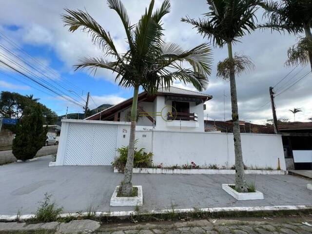 #62 - Sobrado para Venda em Peruíbe - SP
