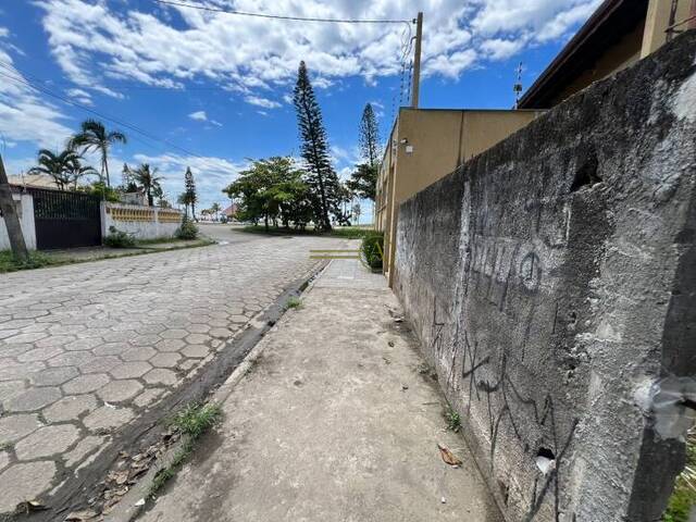 #41 - Terreno para Venda em Peruíbe - SP