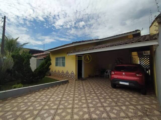 Casa para Venda em Peruíbe - 3