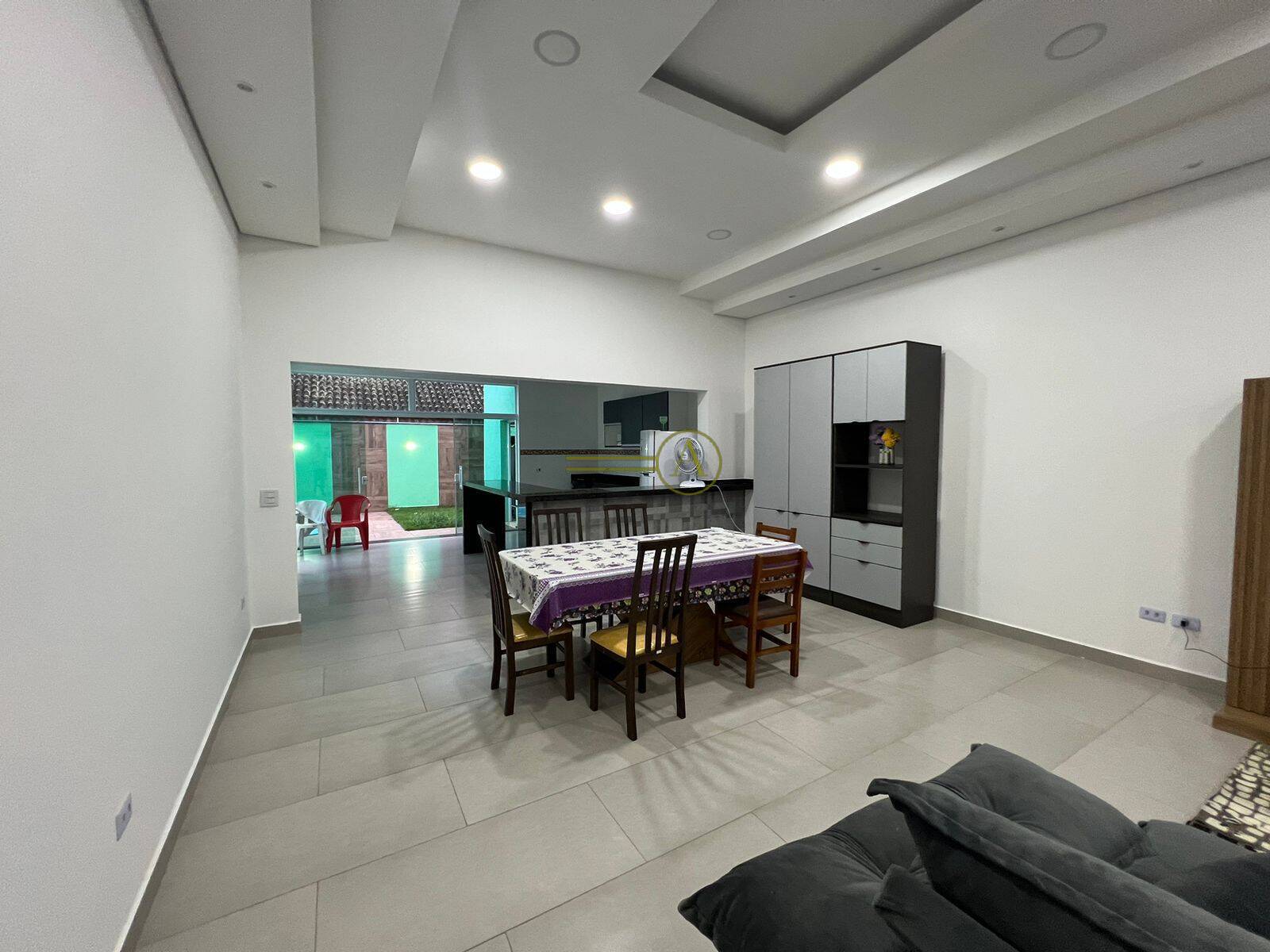 Casa, 3 quartos, 200 m² - Foto 6