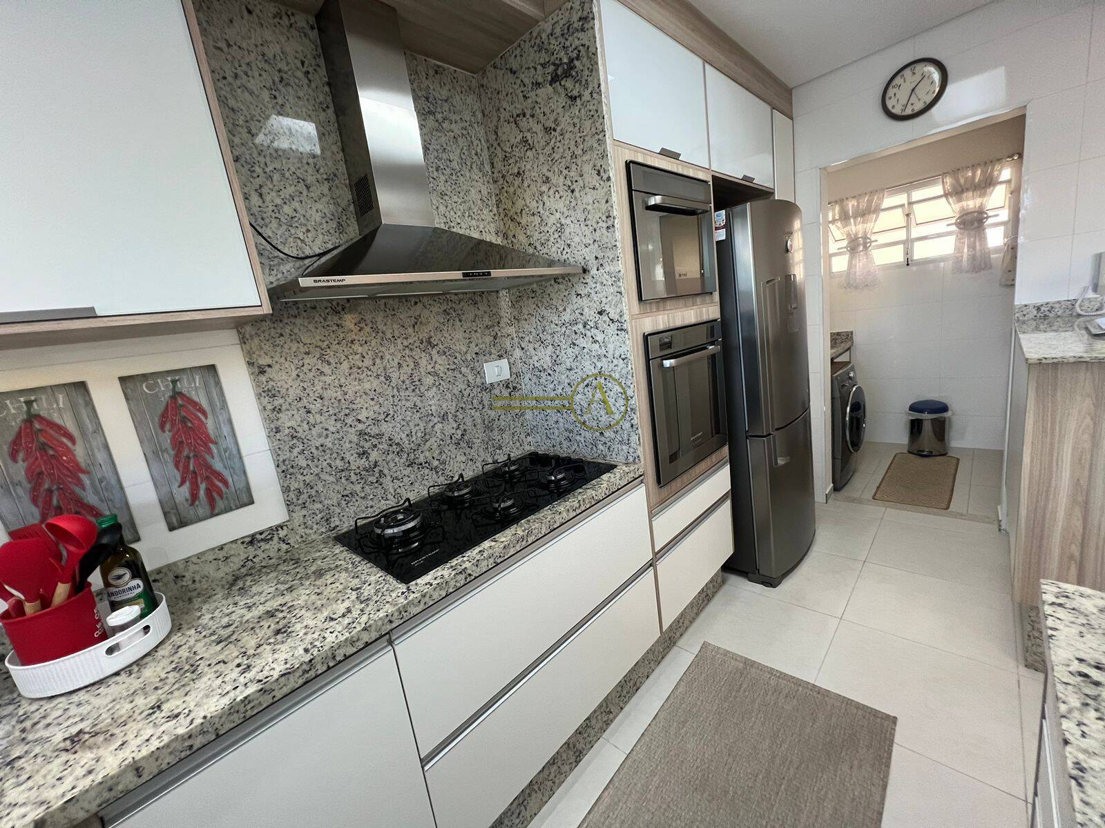 Apartamento à venda com 2 quartos, 126m² - Foto 4
