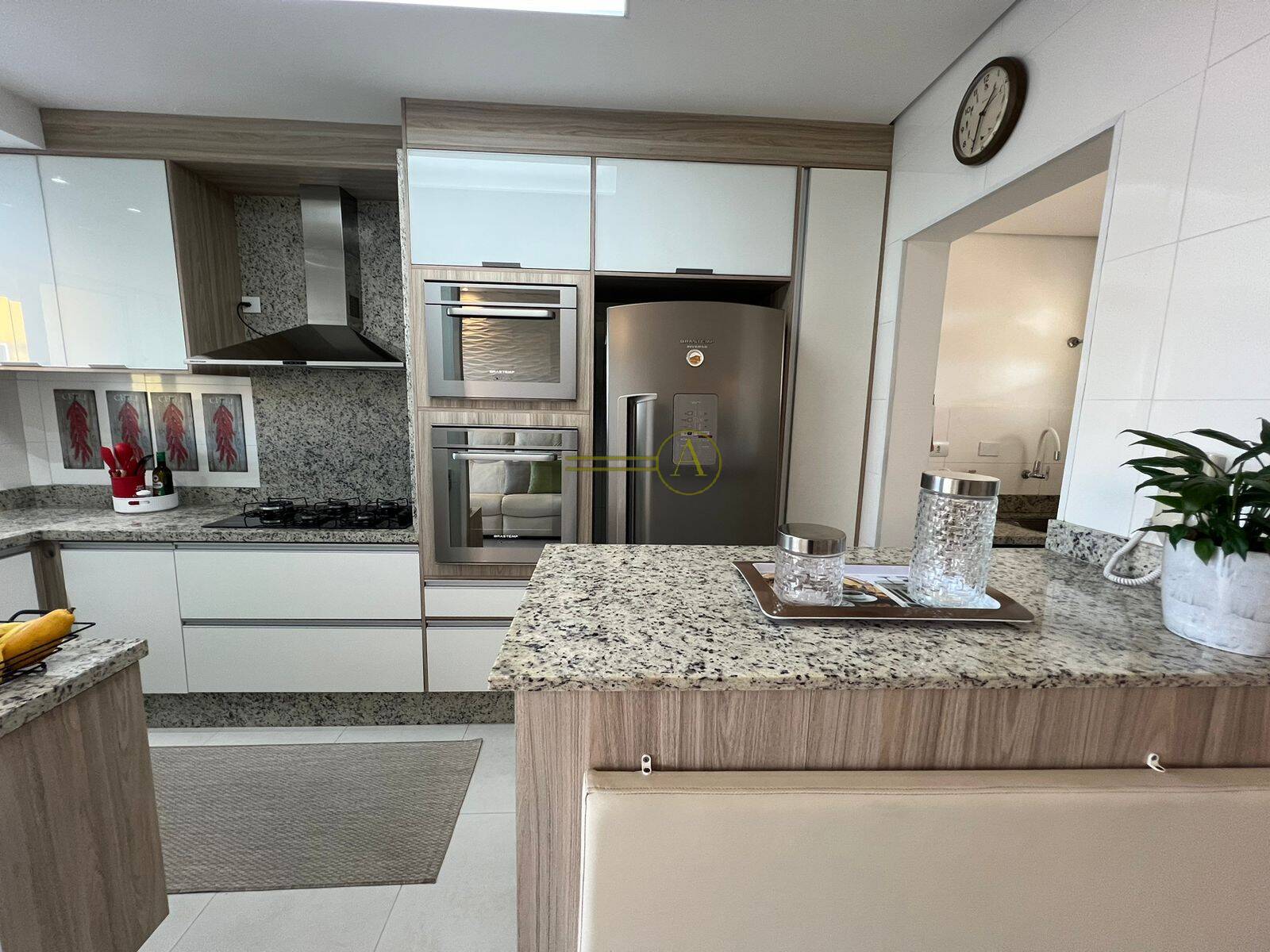 Apartamento à venda com 2 quartos, 126m² - Foto 7