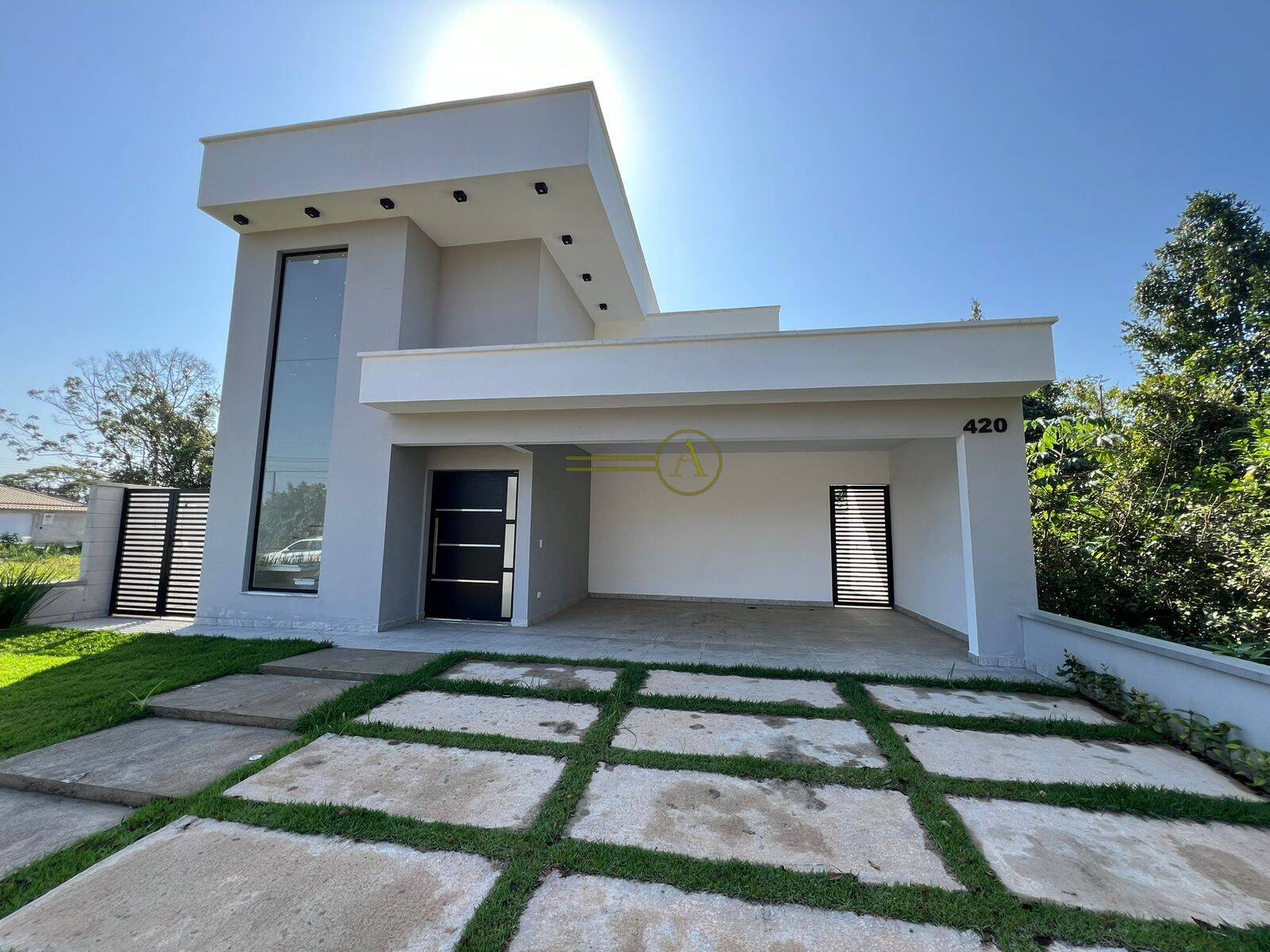 Casa de Condomínio à venda com 3 quartos, 200m² - Foto 4