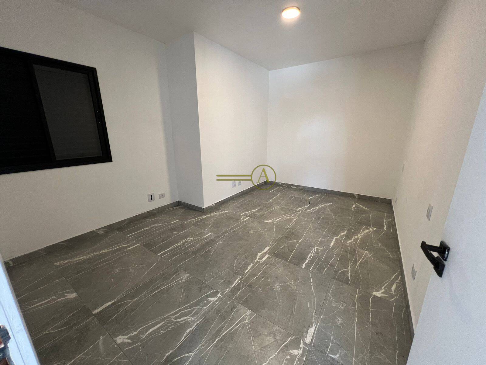 Casa de Condomínio à venda com 3 quartos, 200m² - Foto 10