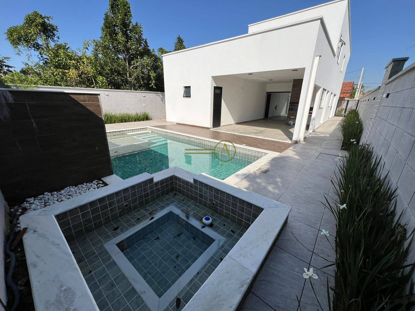 Casa de Condomínio à venda com 3 quartos, 200m² - Foto 38