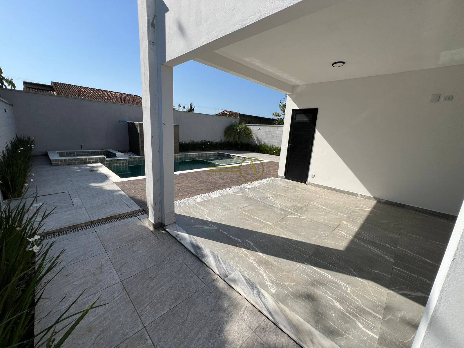 Casa de Condomínio à venda com 3 quartos, 200m² - Foto 39