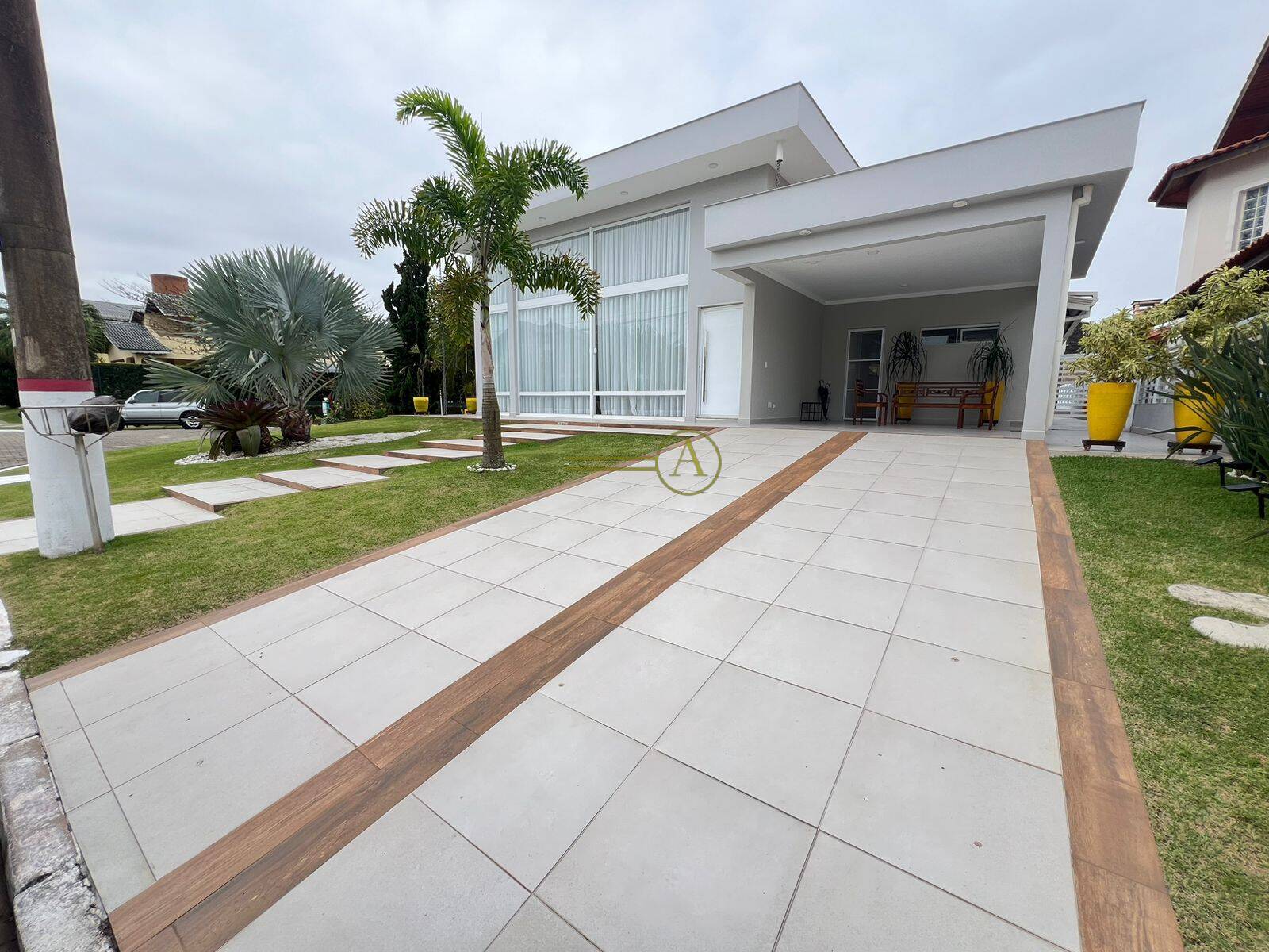 Casa de Condomínio, 4 quartos - Foto 1