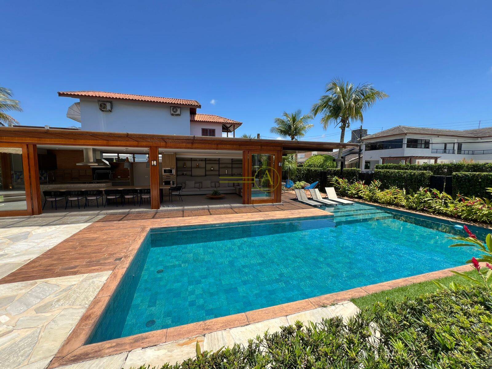 Casa de Condomínio à venda com 5 quartos, 650m² - Foto 4