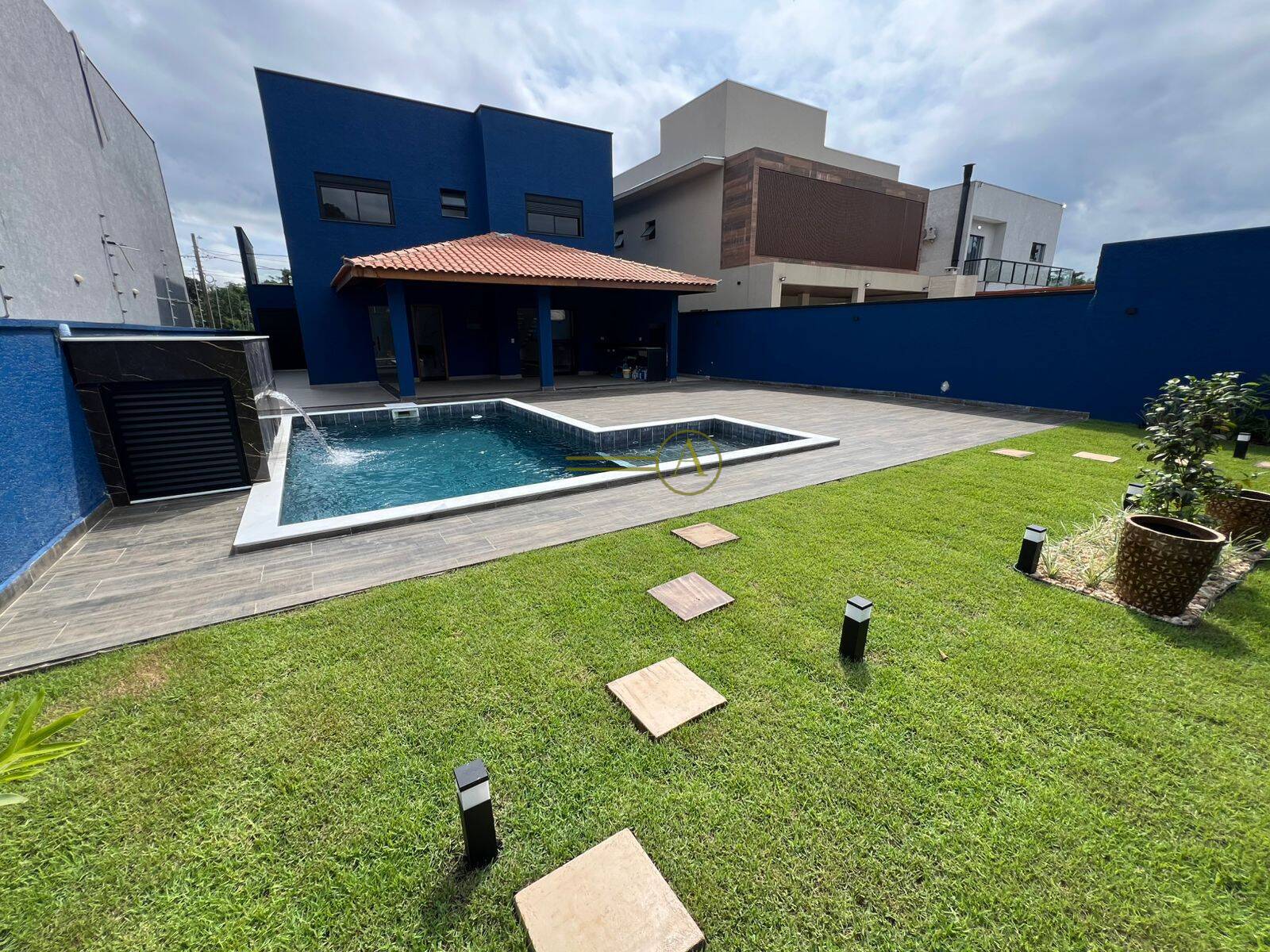 Casa de Condomínio, 4 quartos - Foto 1