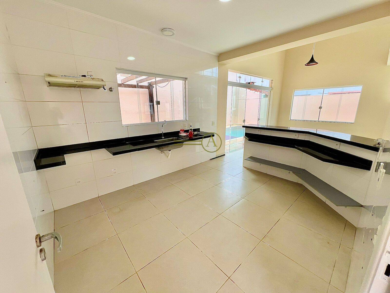 Casa, 4 quartos, 187 m² - Foto 9