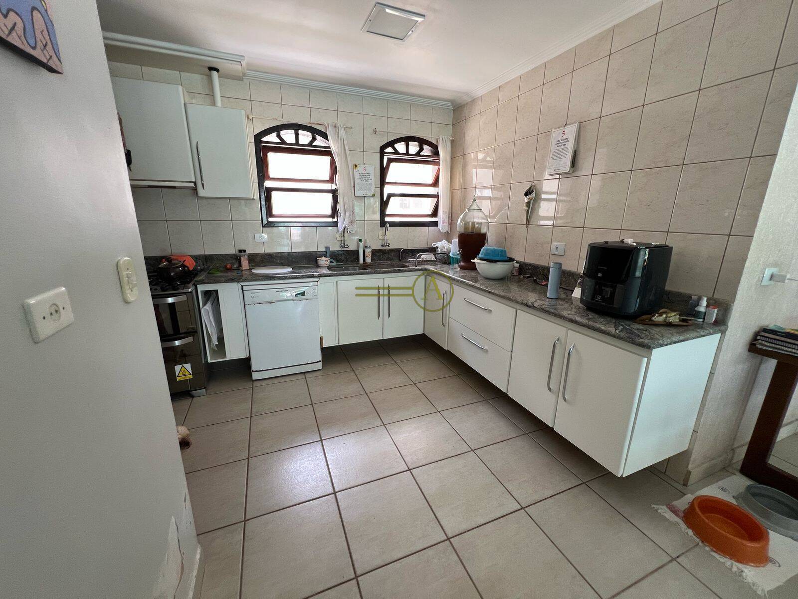 Casa de Condomínio à venda com 5 quartos, 750m² - Foto 13
