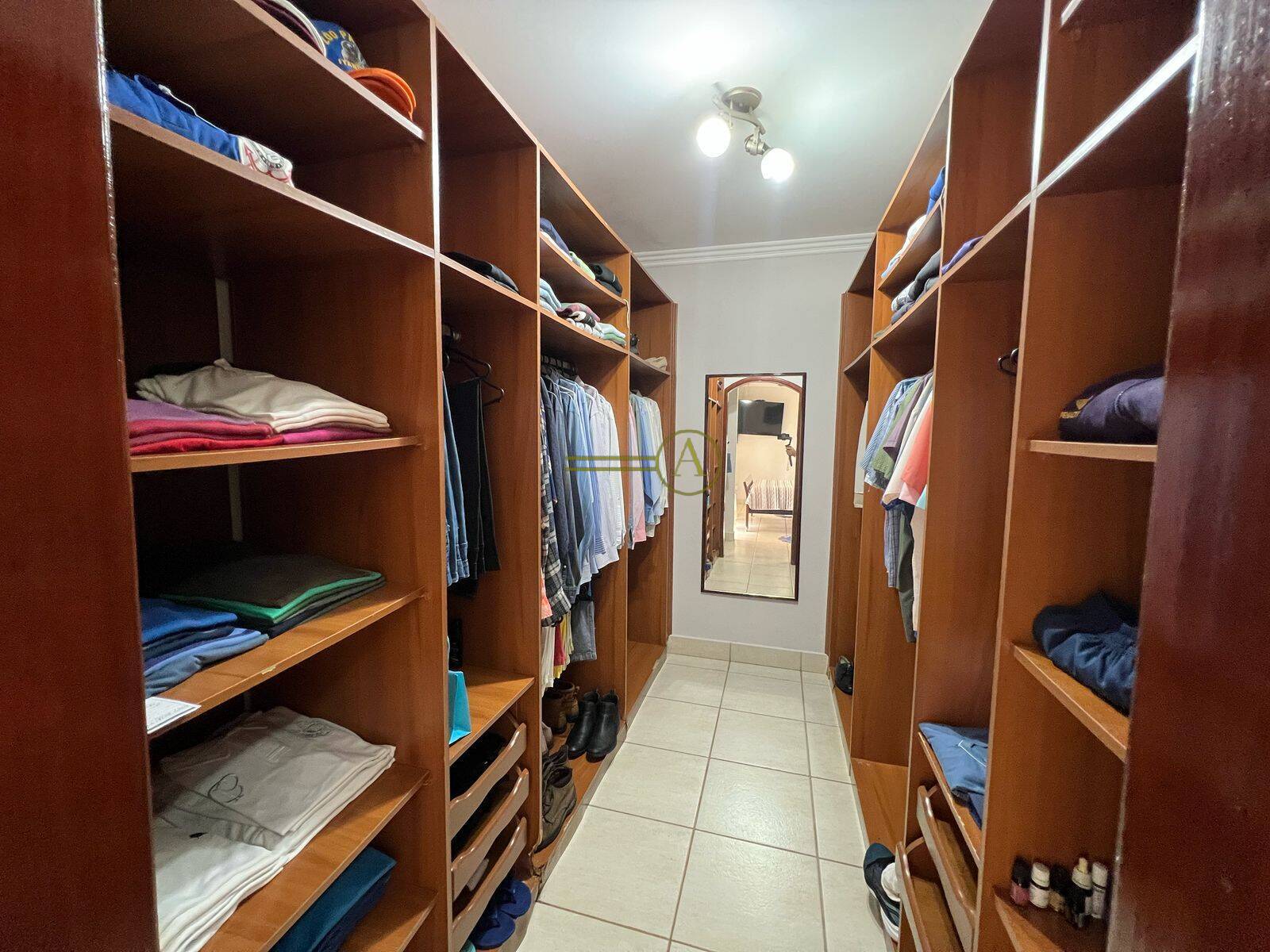 Casa de Condomínio à venda com 5 quartos, 750m² - Foto 31