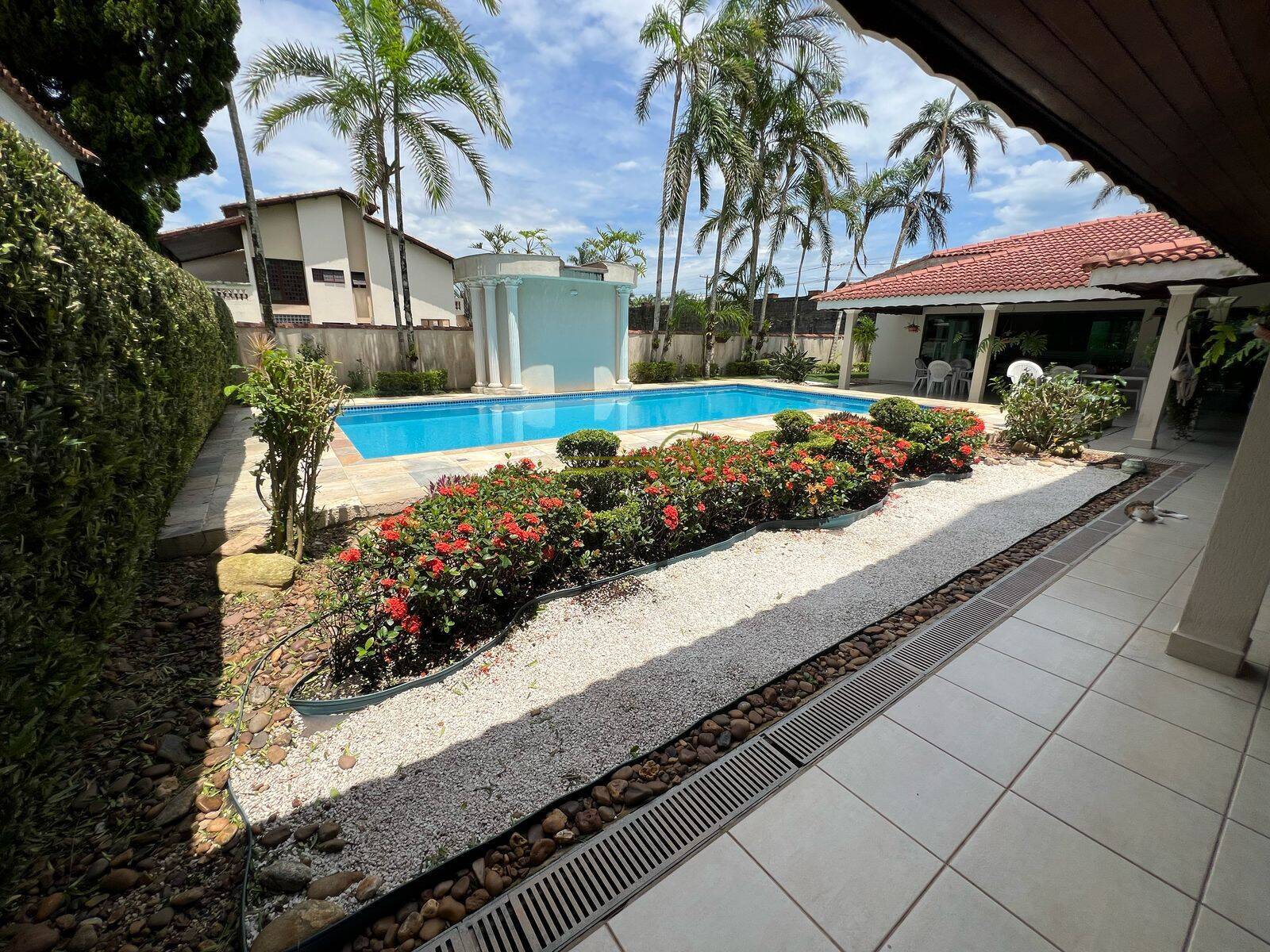 Casa de Condomínio à venda com 5 quartos, 750m² - Foto 57