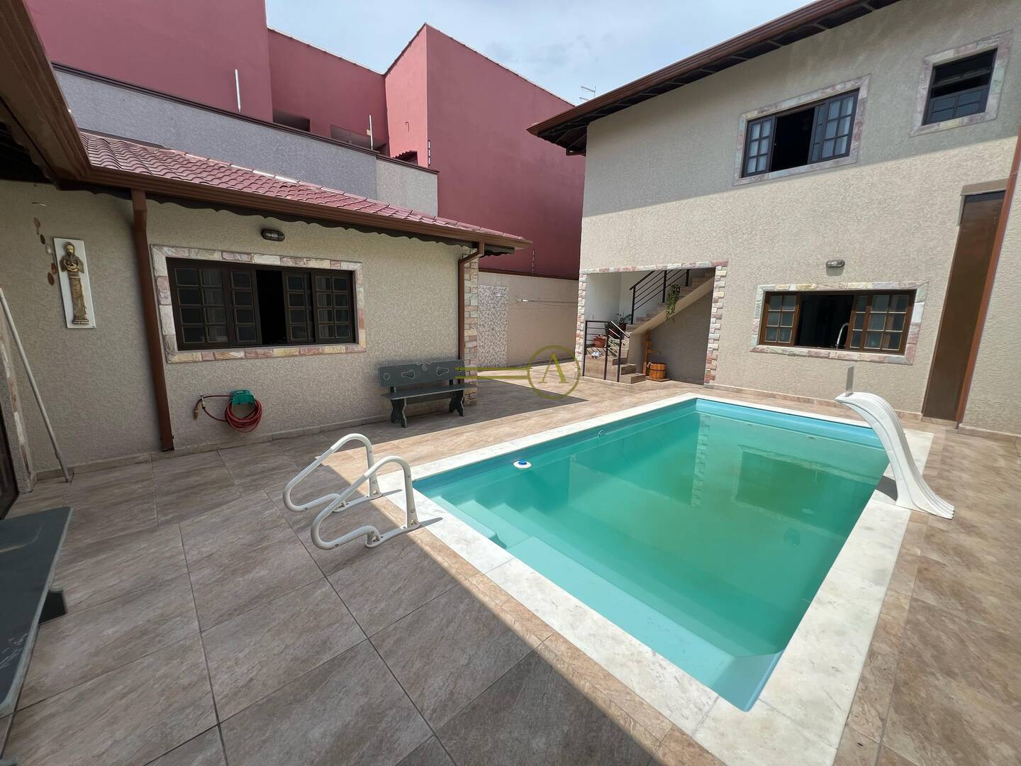 Sobrado, 5 quartos, 394 m² - Foto 2