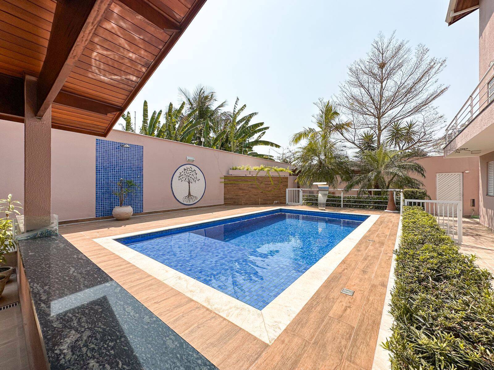 Casa à venda com 6 quartos, 448m² - Foto 3