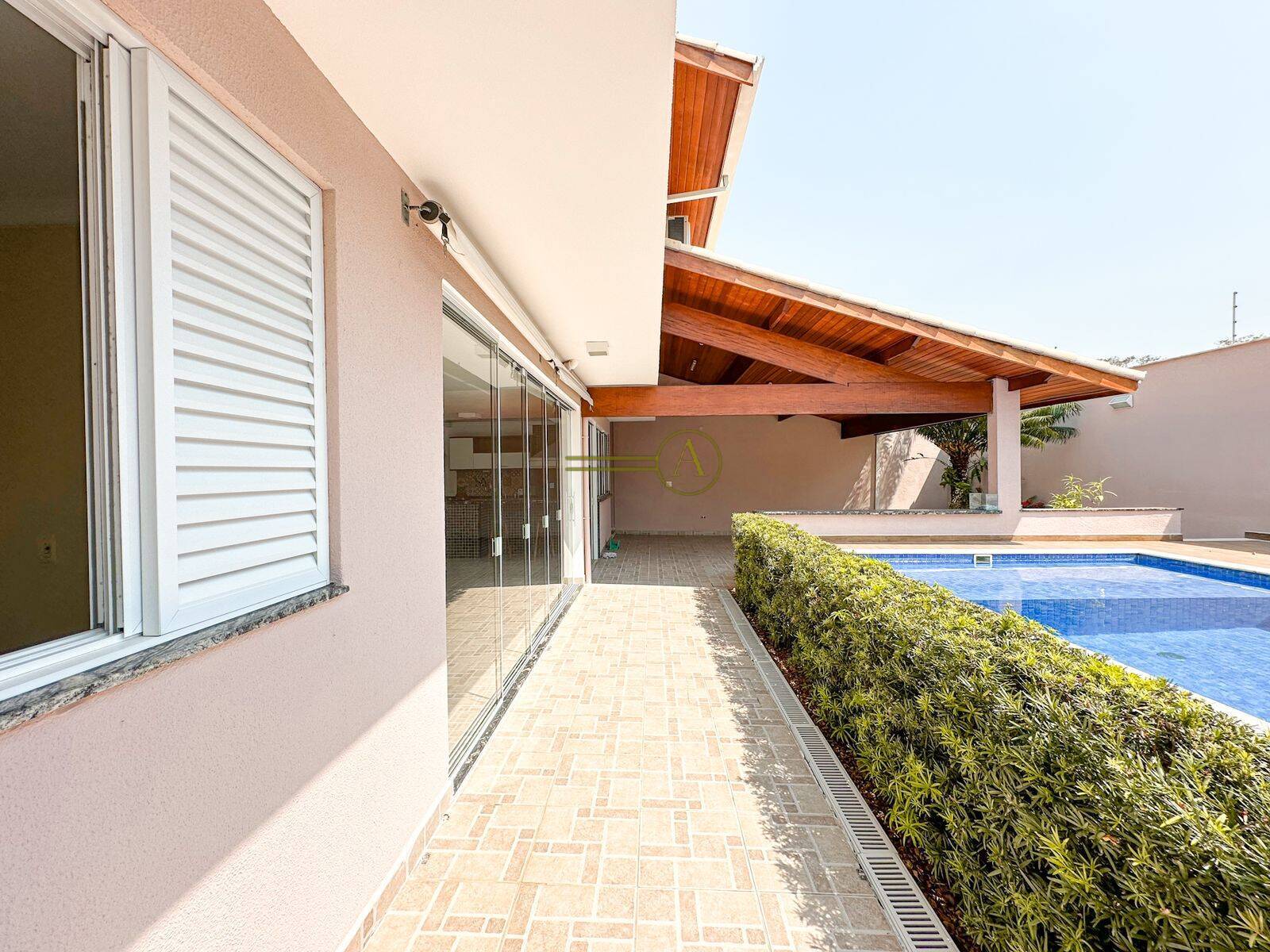 Casa à venda com 6 quartos, 448m² - Foto 5