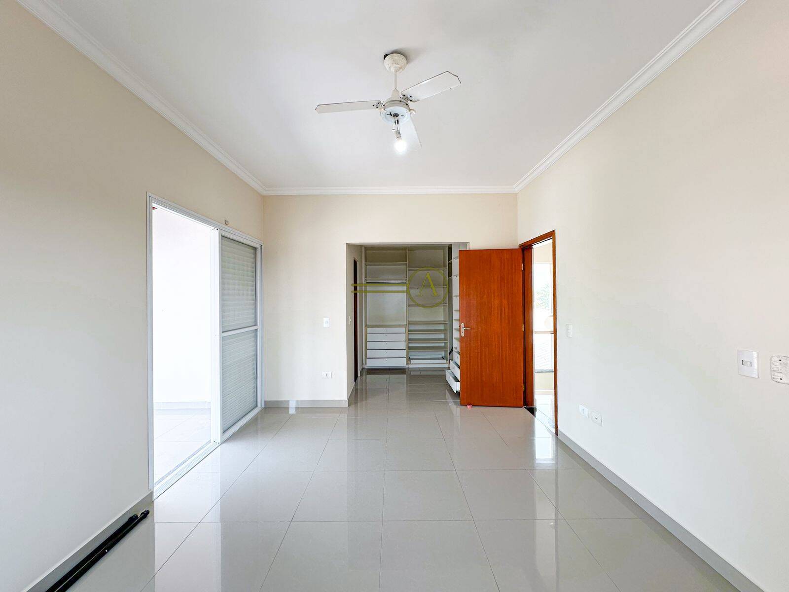 Casa à venda com 6 quartos, 448m² - Foto 25