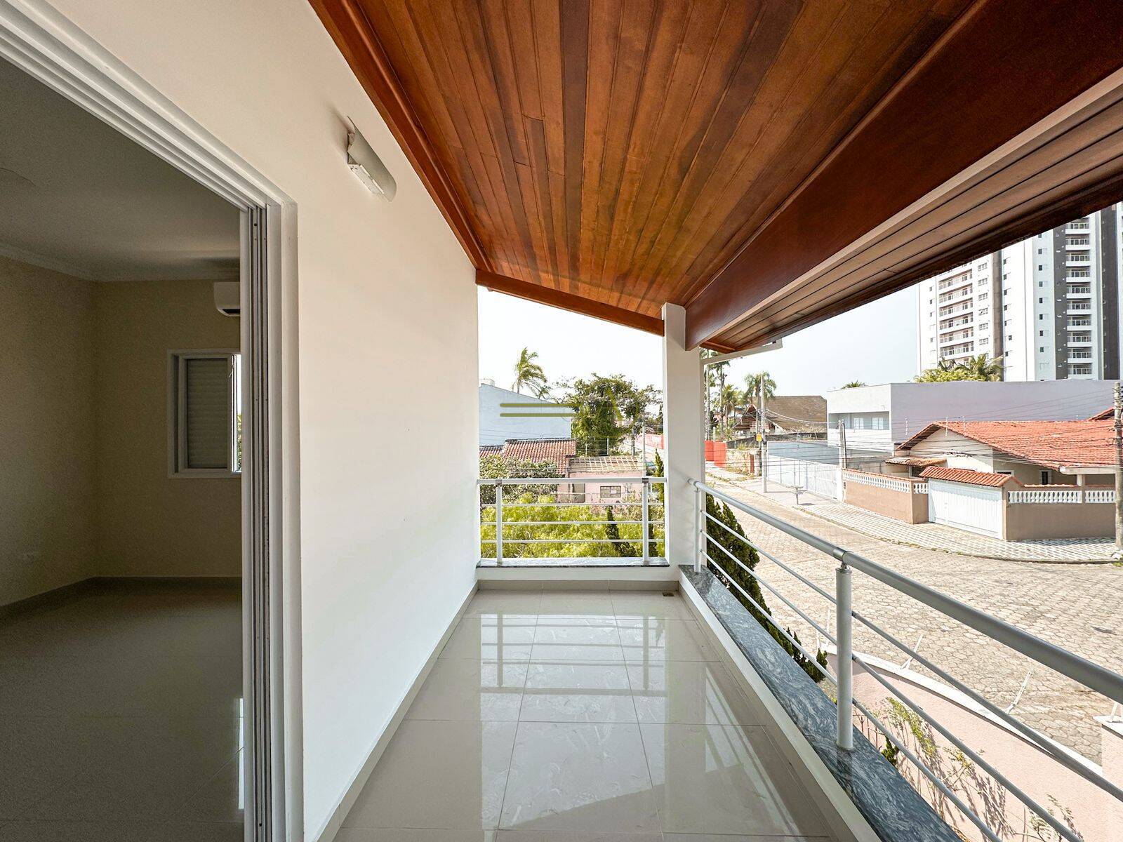 Casa à venda com 6 quartos, 448m² - Foto 29
