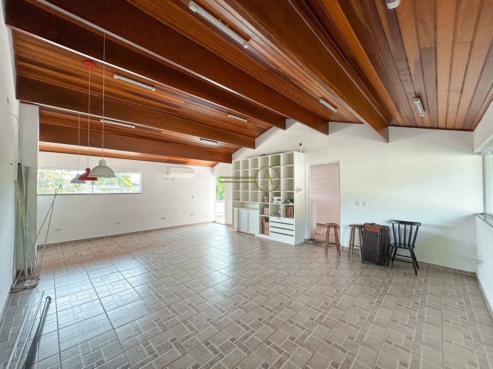 Casa à venda com 6 quartos, 448m² - Foto 33