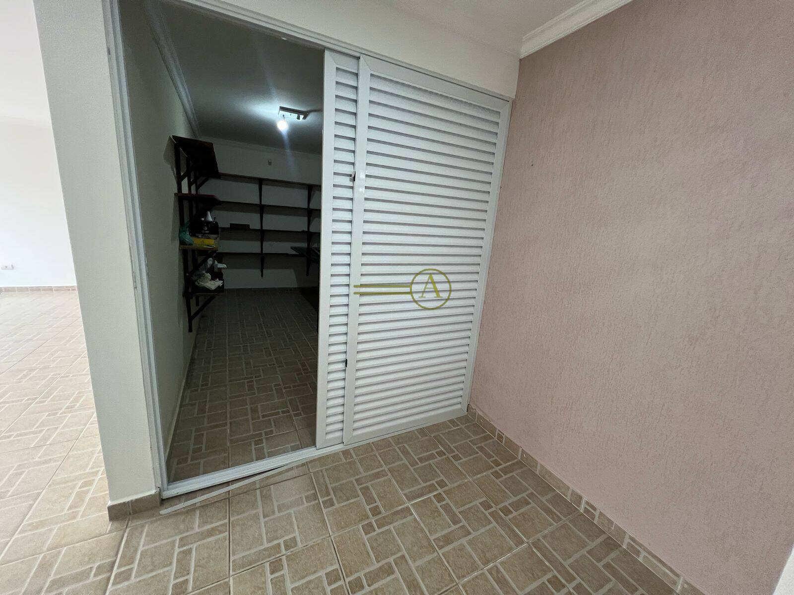 Casa à venda com 6 quartos, 448m² - Foto 42