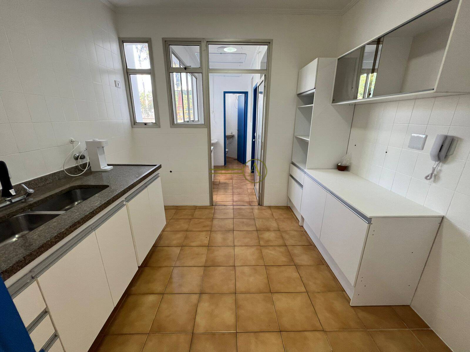Apartamento à venda e aluguel com 3 quartos, 165m² - Foto 11