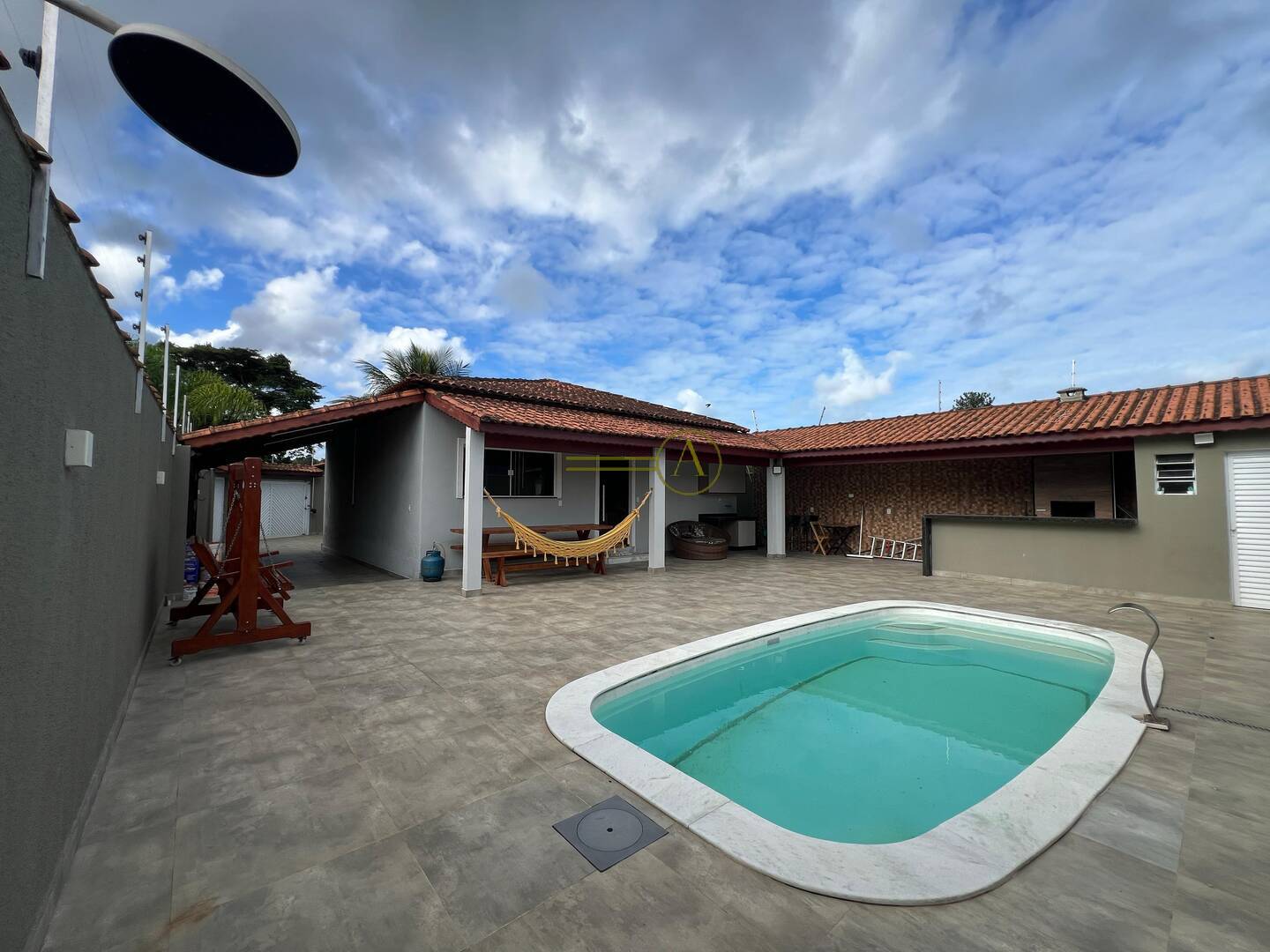 Casa, 3 quartos, 109 m² - Foto 1