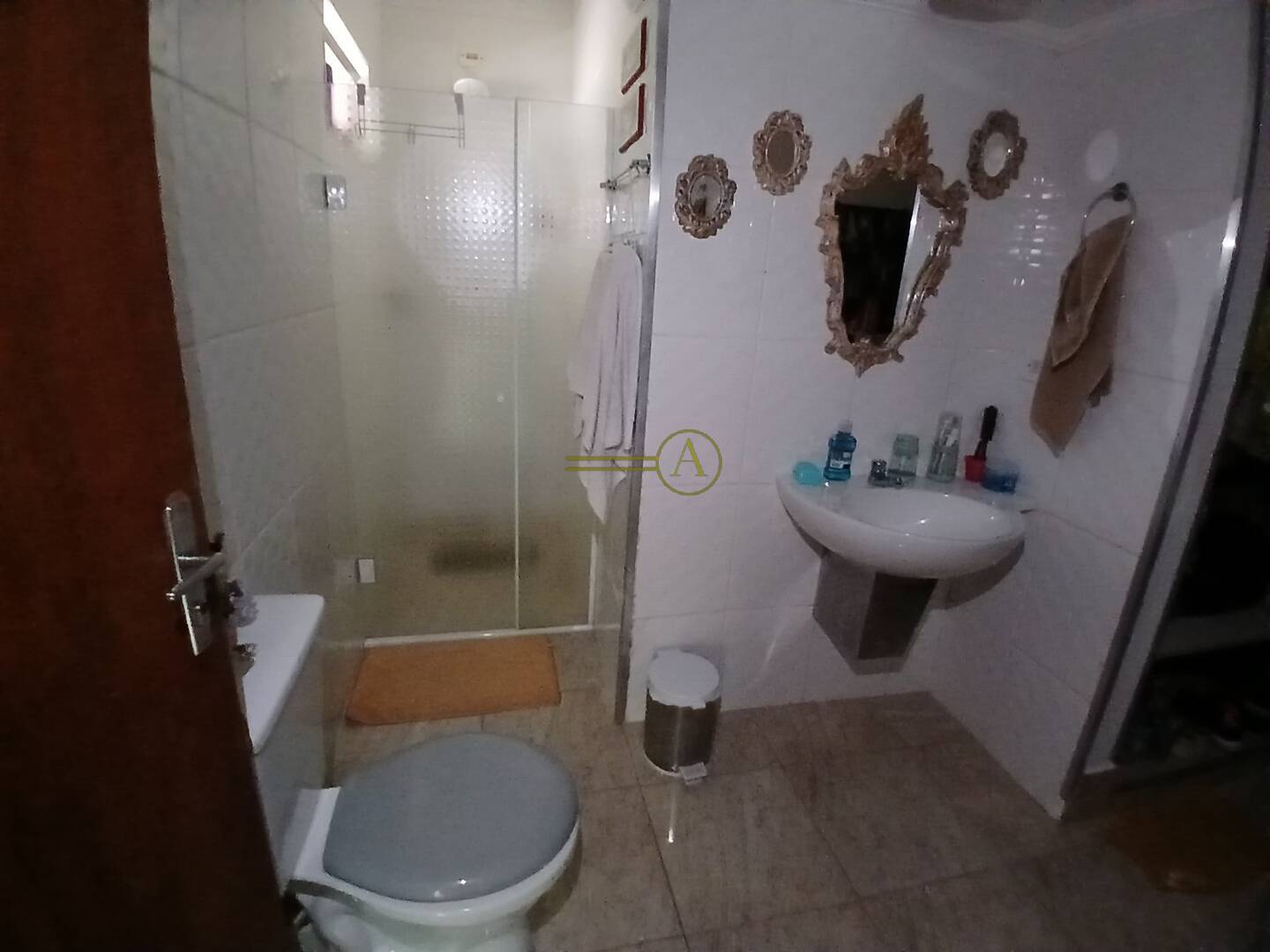 Casa à venda com 5 quartos, 209m² - Foto 13