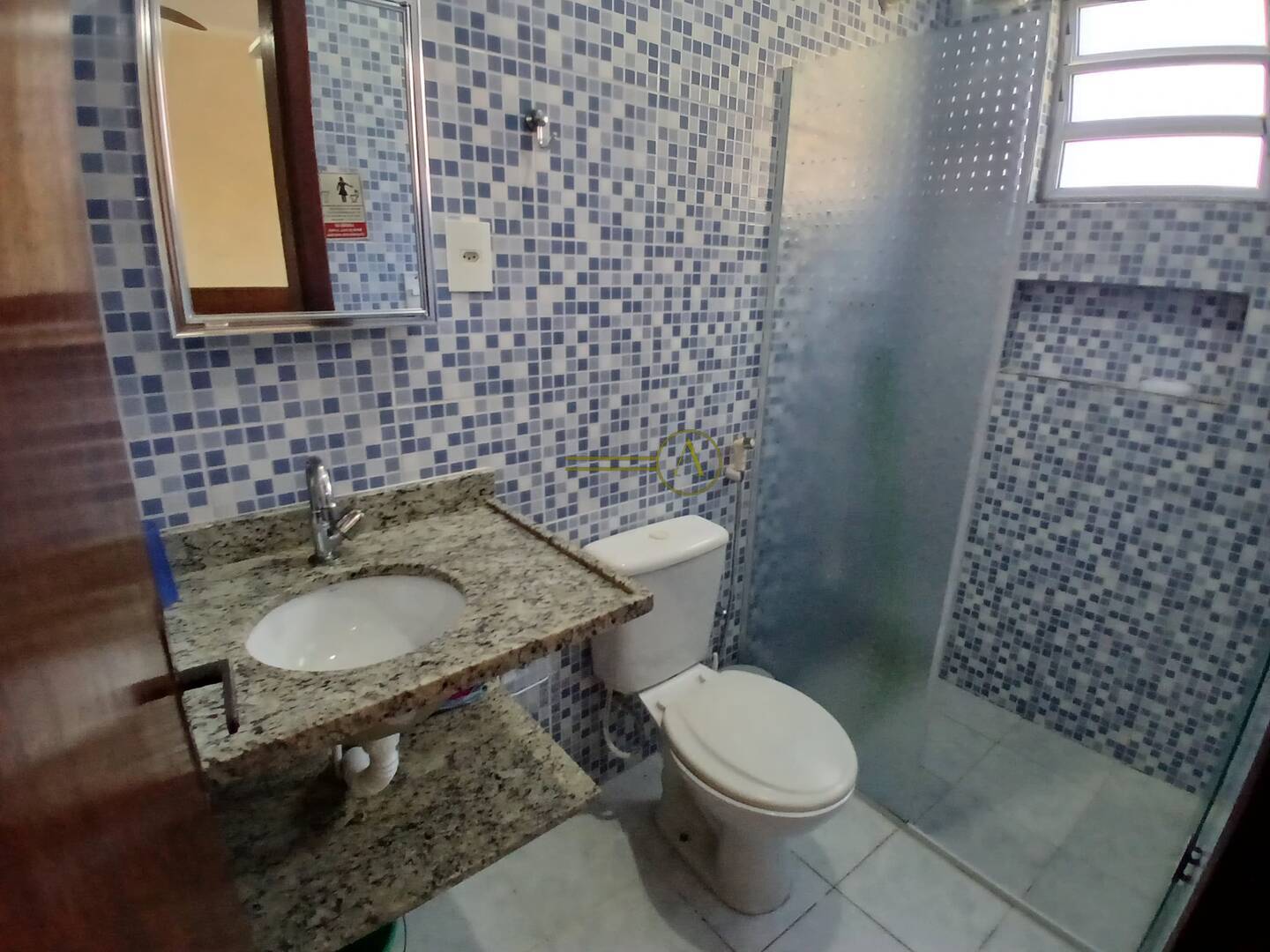 Casa à venda com 5 quartos, 209m² - Foto 22