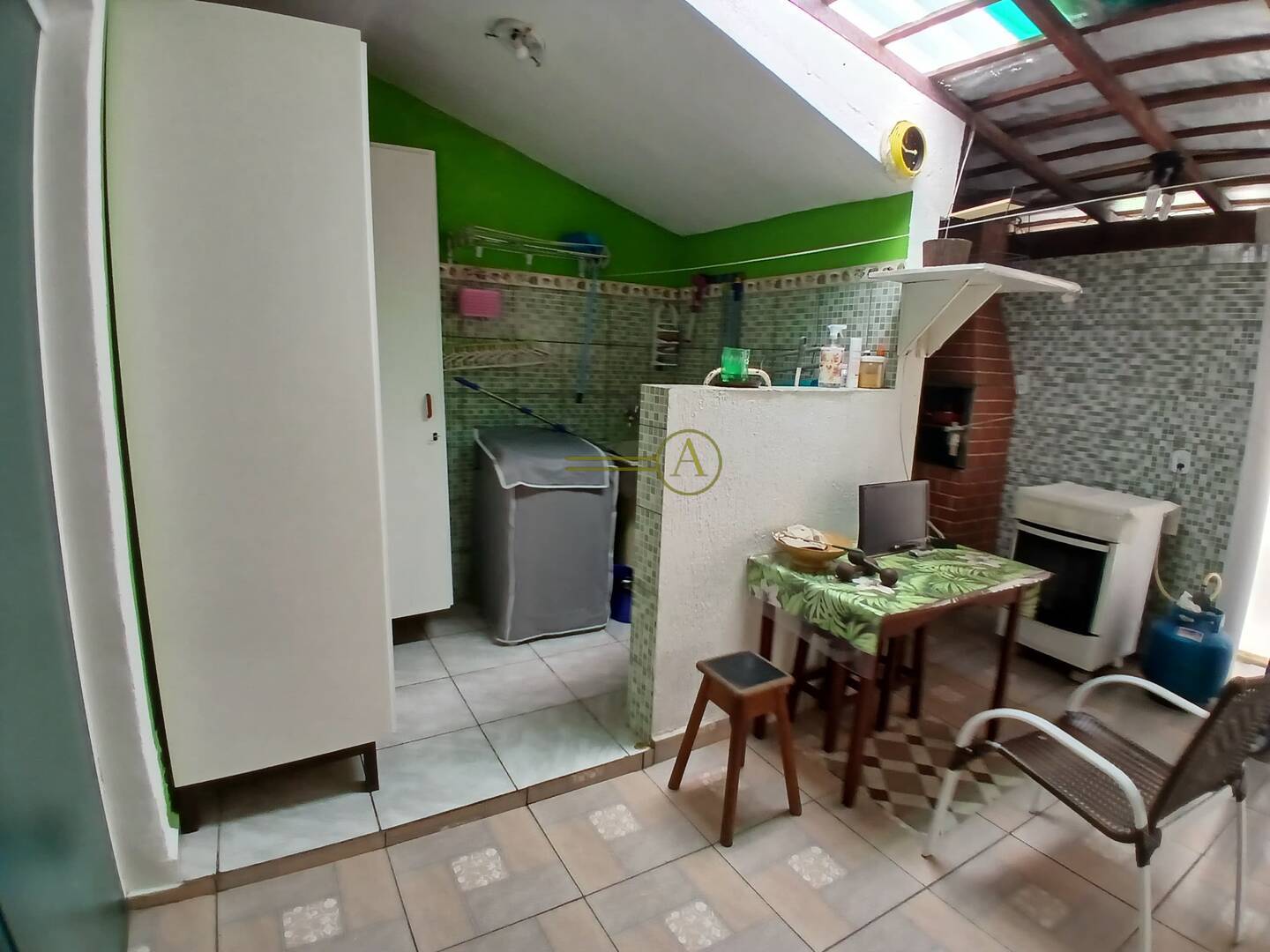 Casa à venda com 5 quartos, 209m² - Foto 40