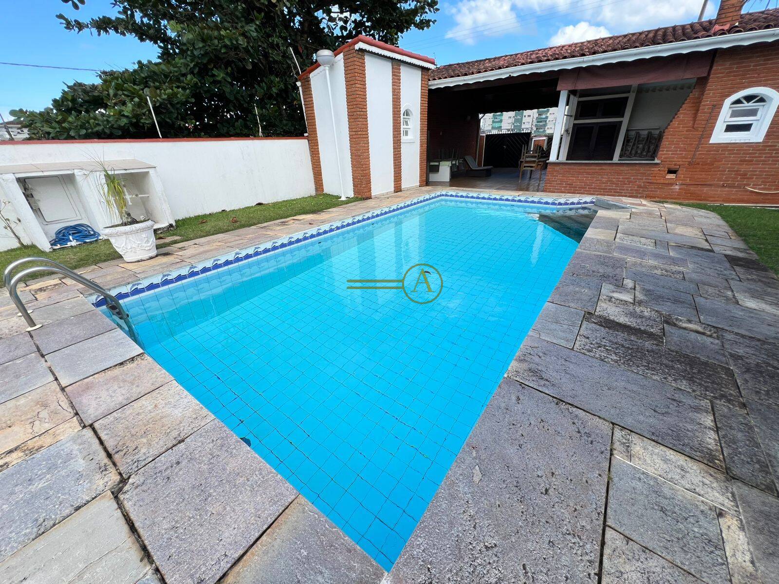 Casa, 5 quartos, 230 m² - Foto 37