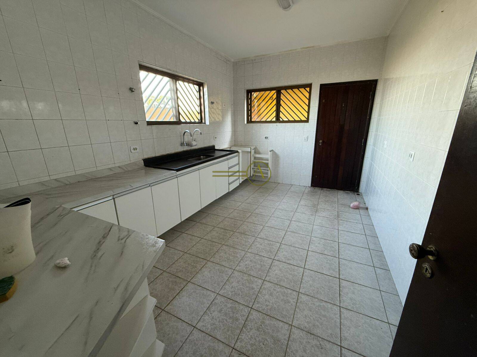 Casa, 4 quartos, 180 m² - Foto 7