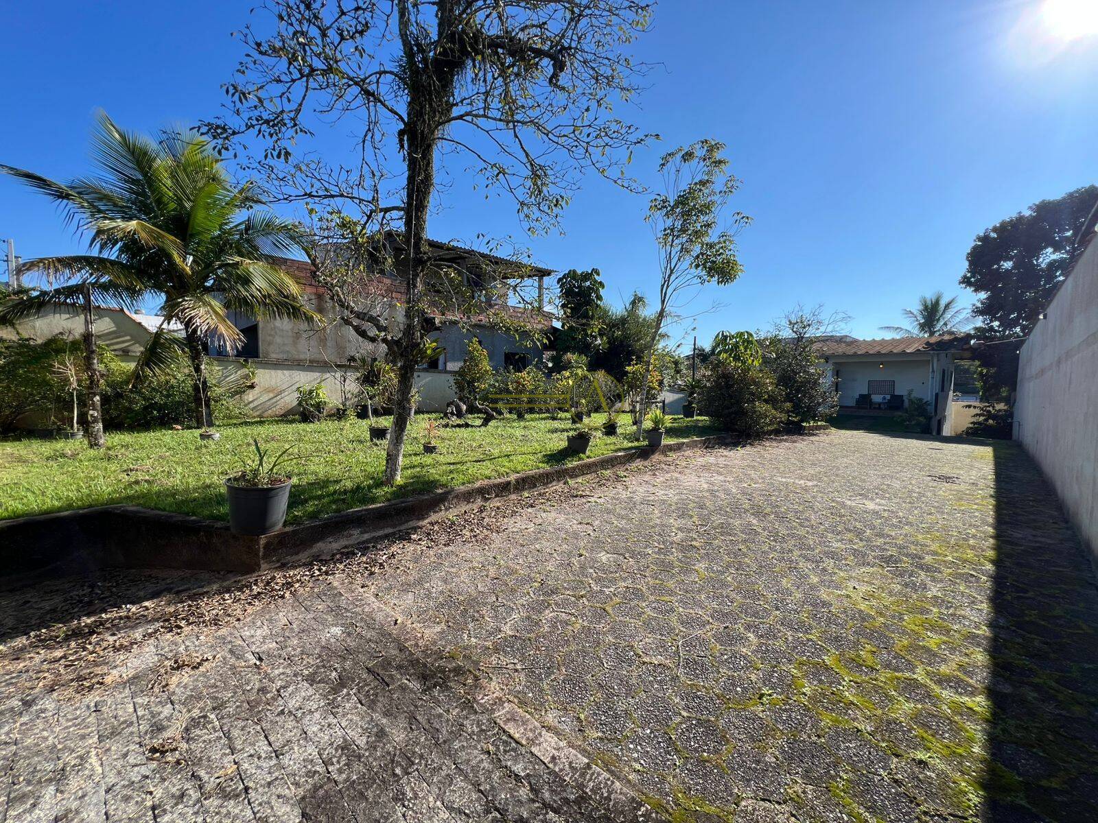 Casa à venda com 5 quartos, 248m² - Foto 4