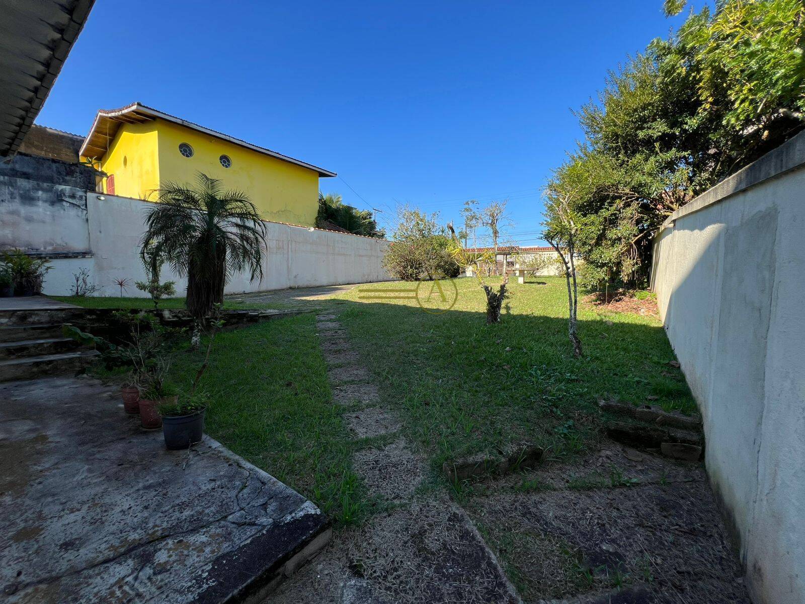 Casa à venda com 5 quartos, 248m² - Foto 9