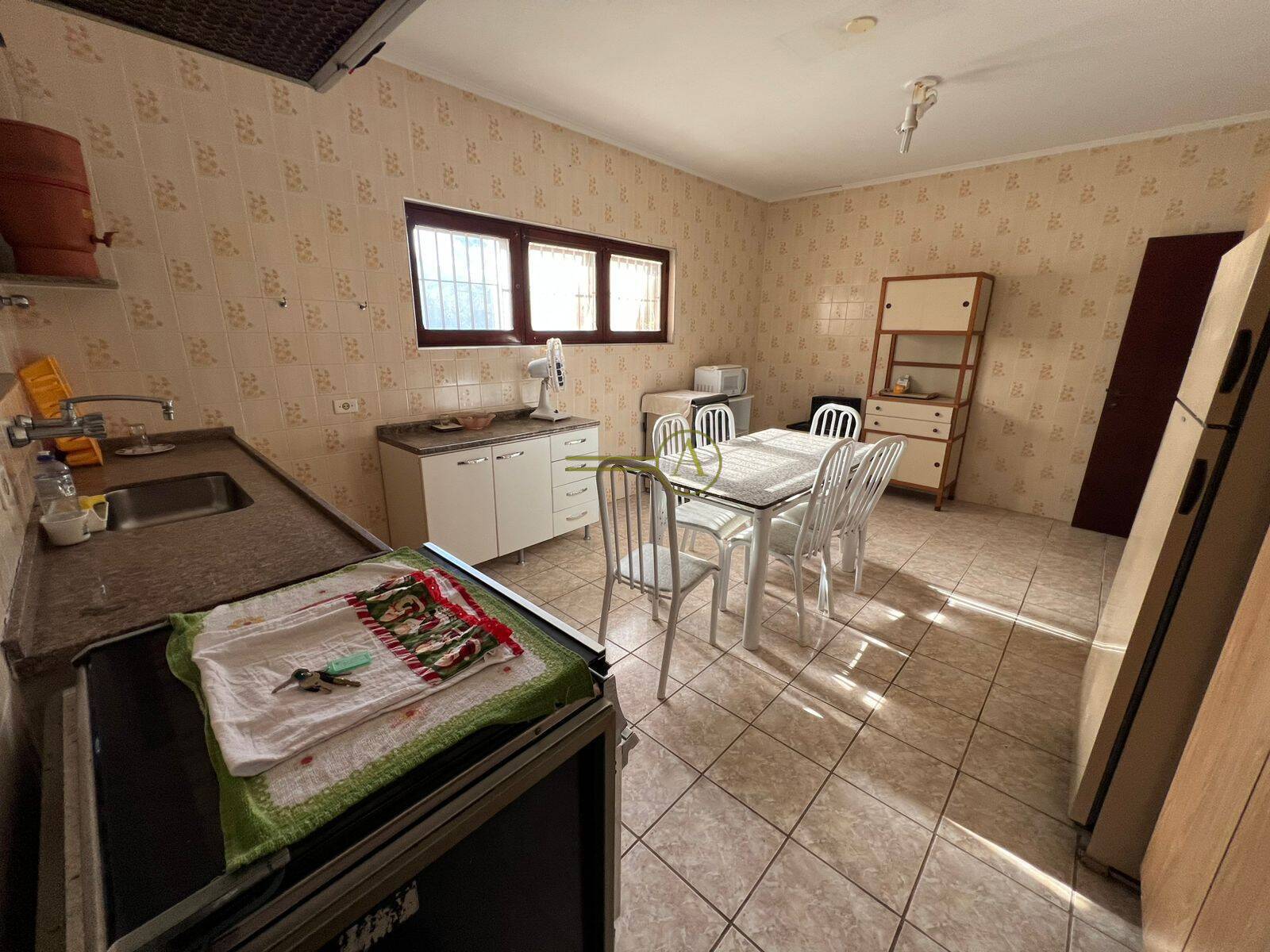 Casa à venda com 5 quartos, 248m² - Foto 14