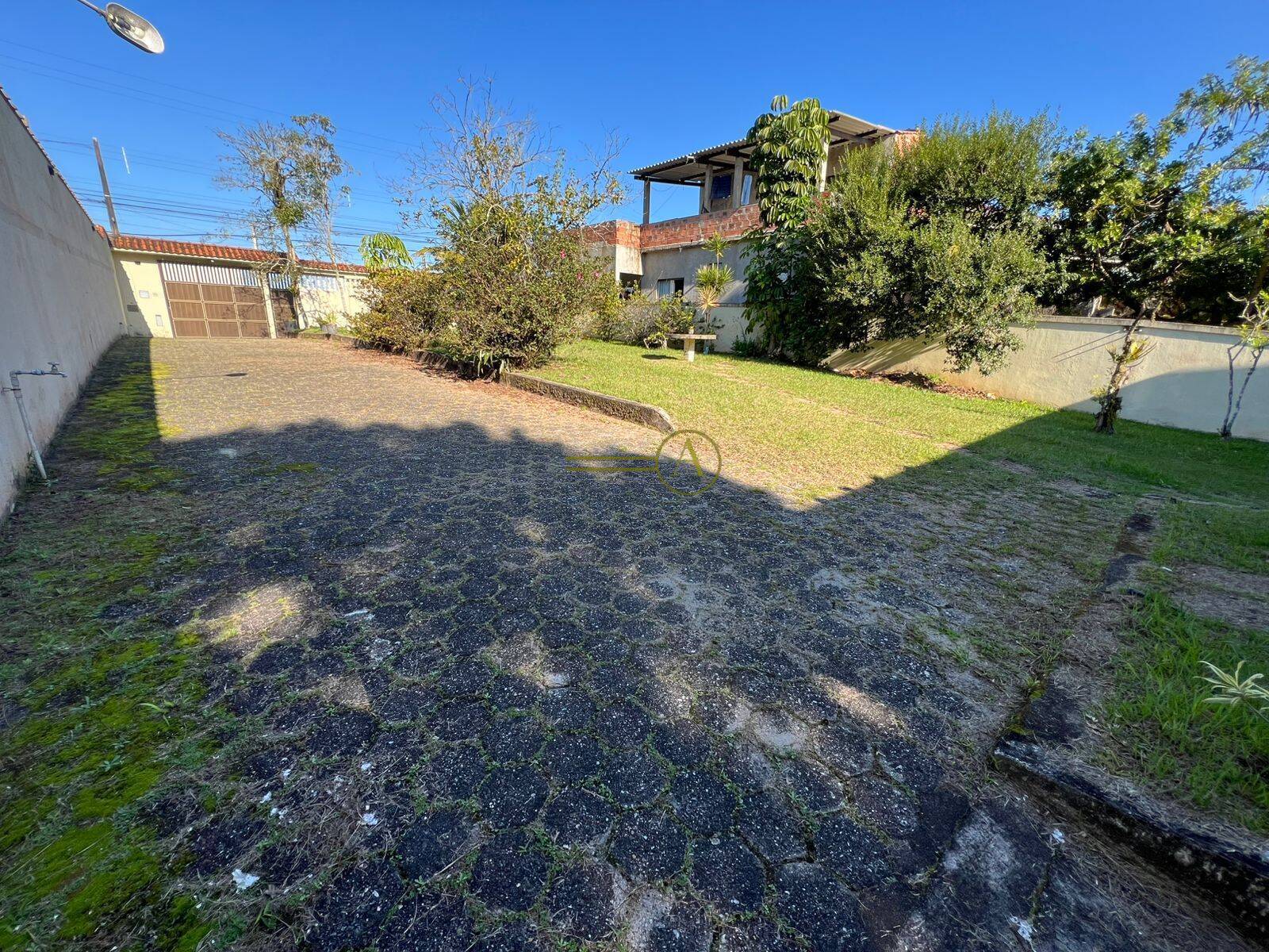 Casa à venda com 5 quartos, 248m² - Foto 12