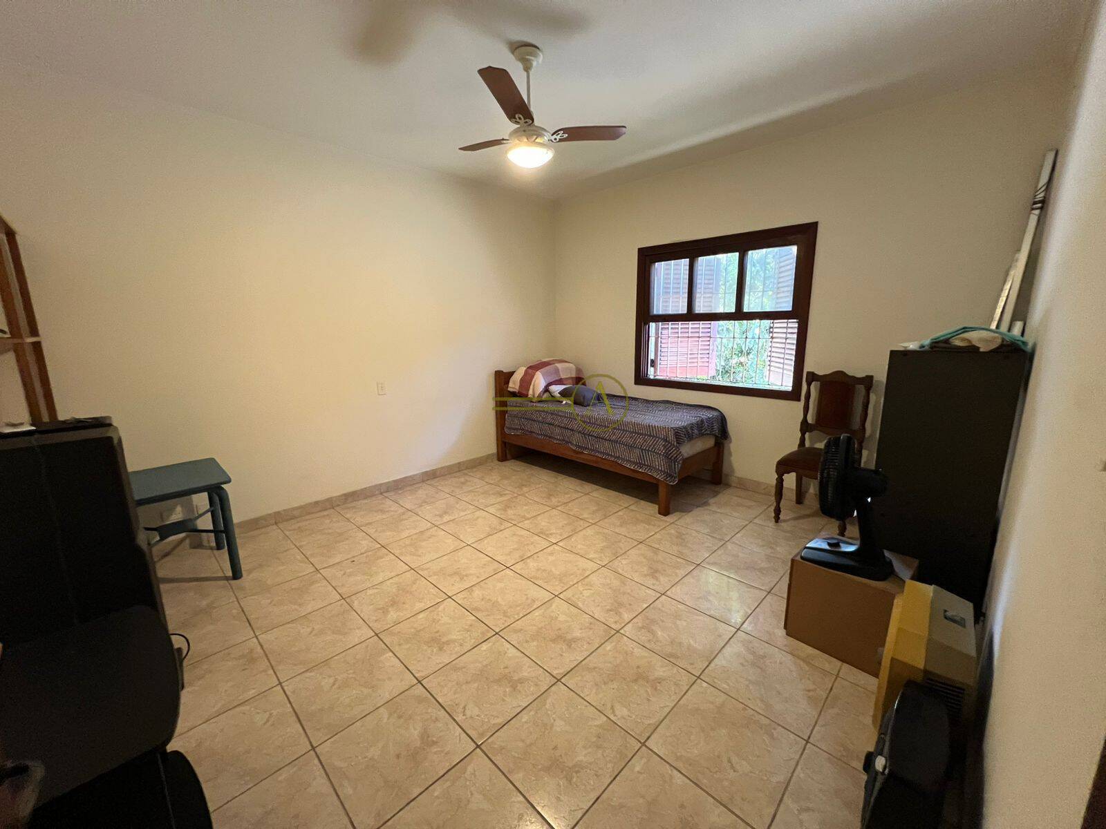 Casa à venda com 5 quartos, 248m² - Foto 19