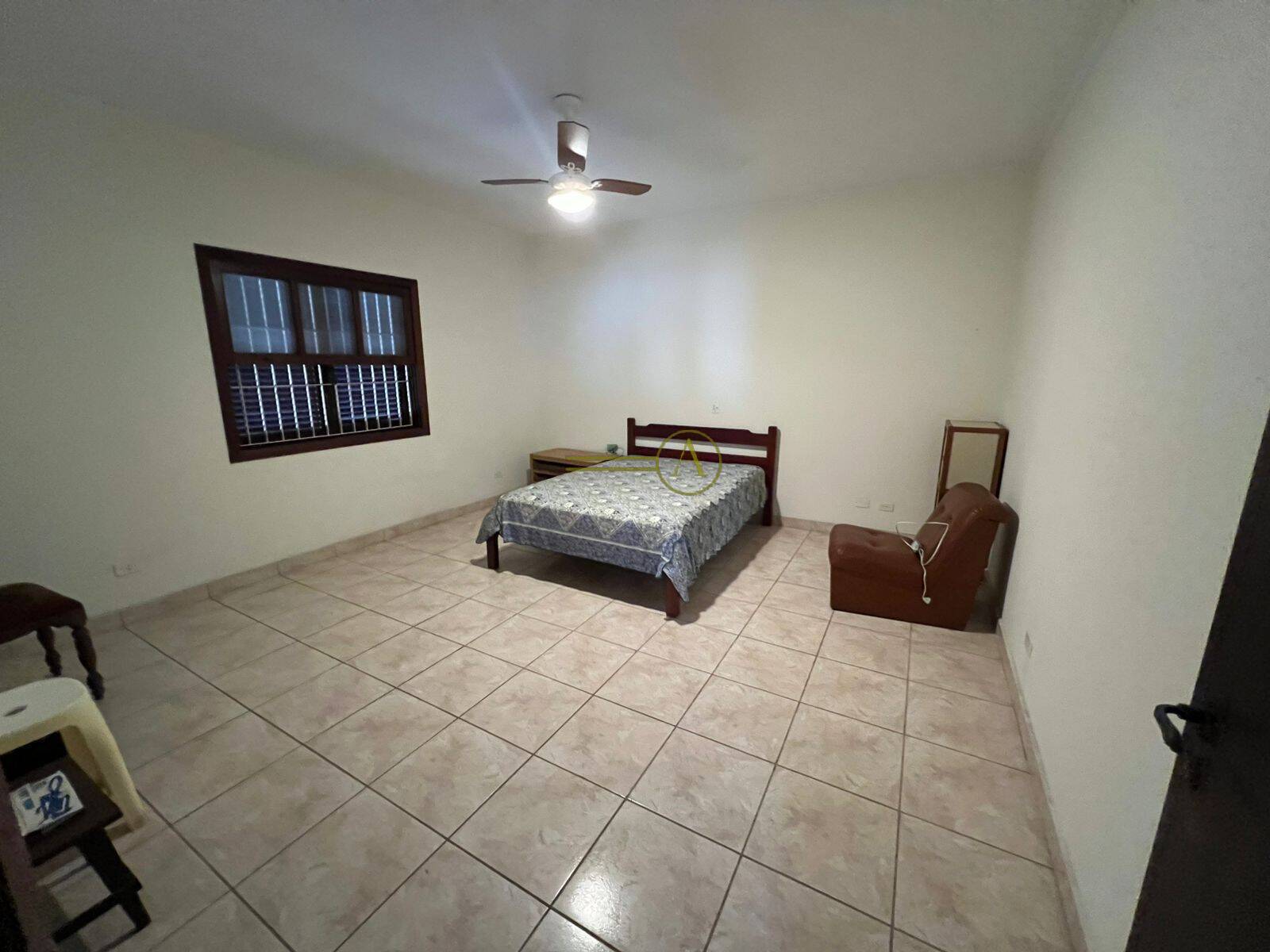 Casa à venda com 5 quartos, 248m² - Foto 20