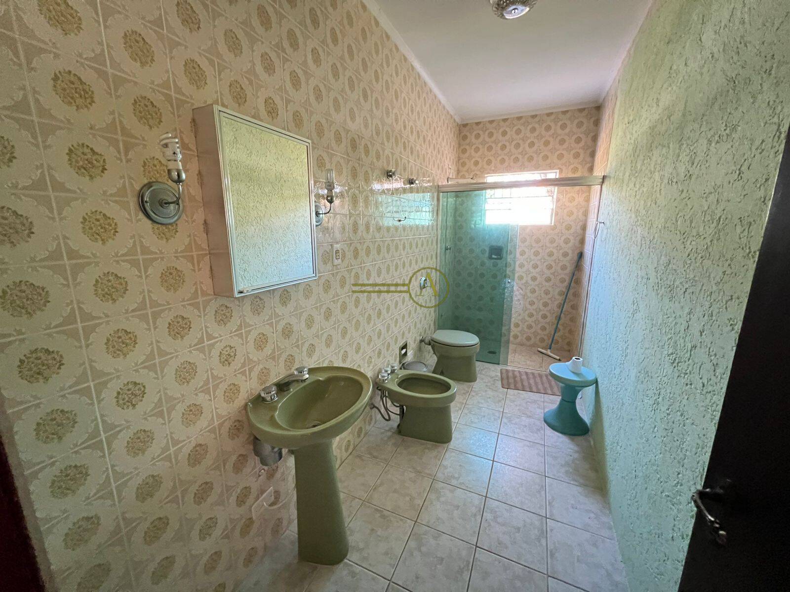 Casa à venda com 5 quartos, 248m² - Foto 21