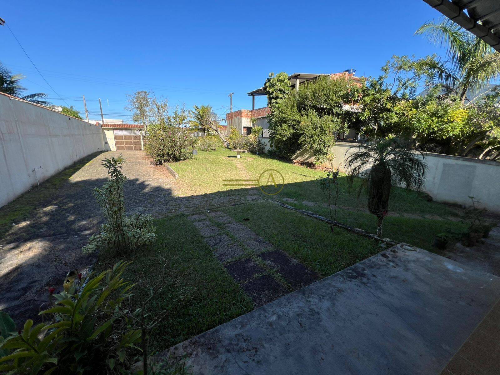 Casa à venda com 5 quartos, 248m² - Foto 10