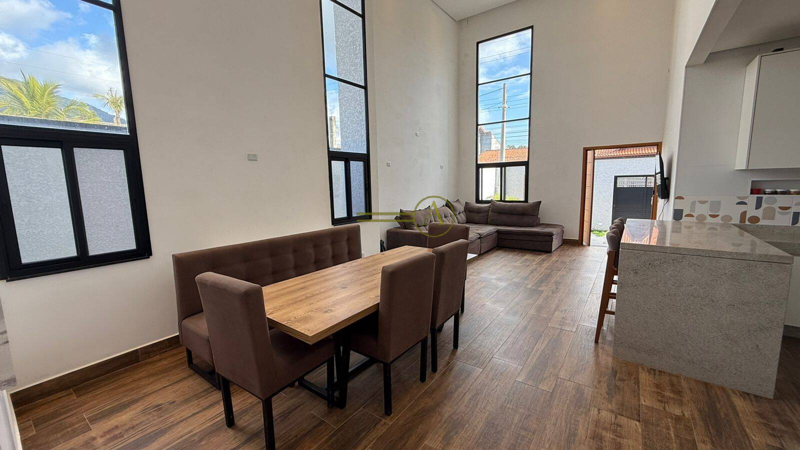 Casa, 4 quartos, 225 m² - Foto 9