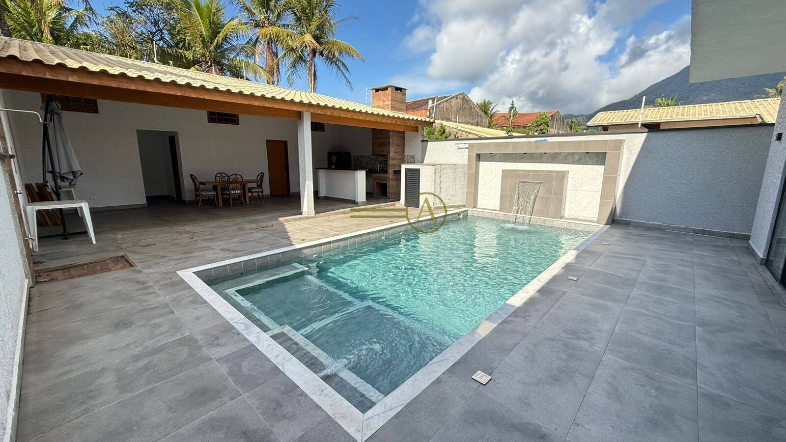 Casa, 4 quartos, 225 m² - Foto 4