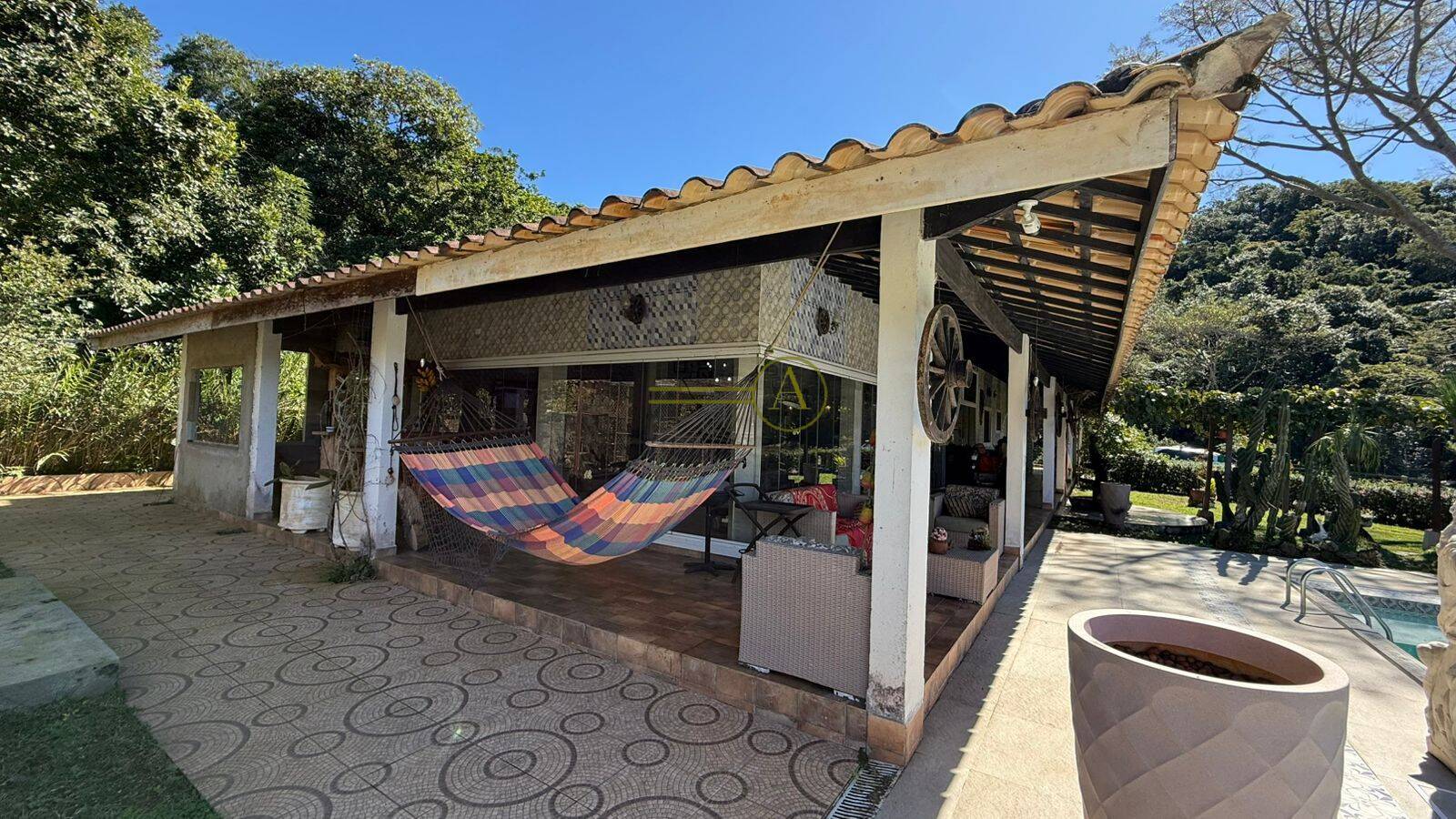 Casa à venda com 3 quartos, 900m² - Foto 30