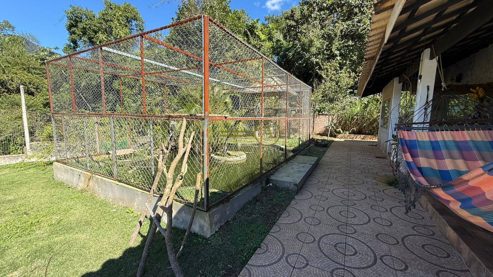 Casa à venda com 3 quartos, 900m² - Foto 38