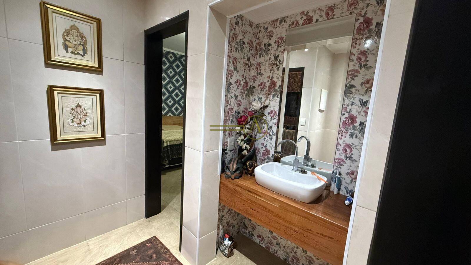Casa à venda com 3 quartos, 900m² - Foto 14